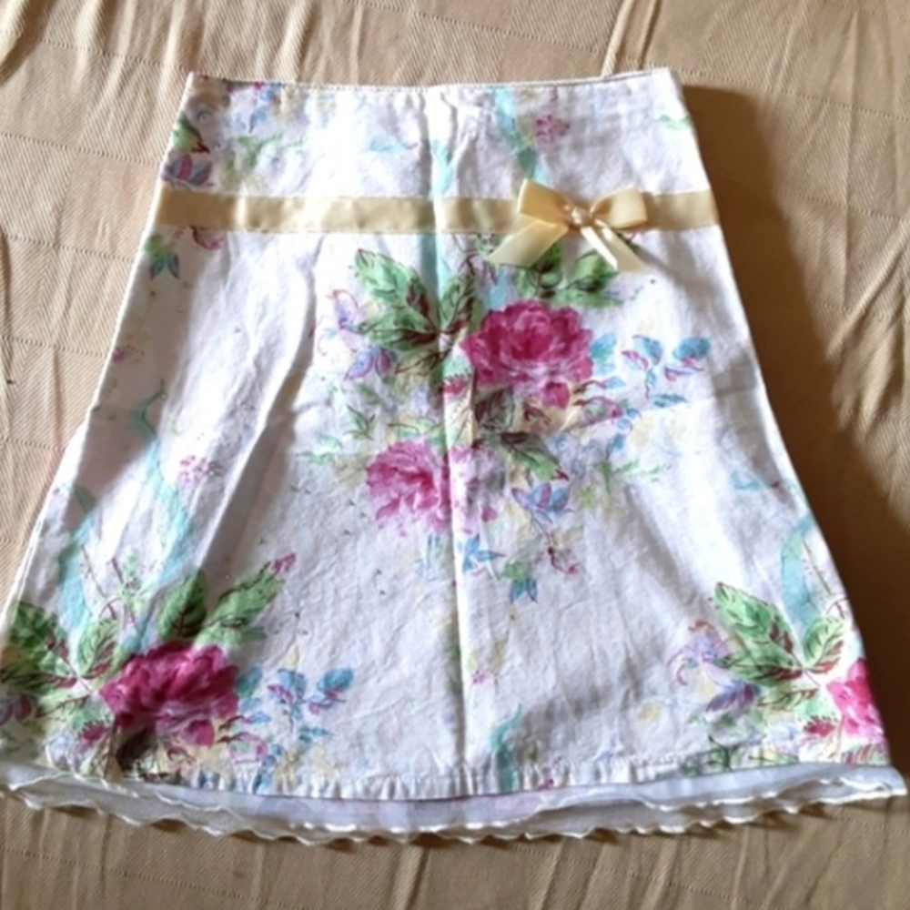 Floral Print Women's Skirt with Bow Accent